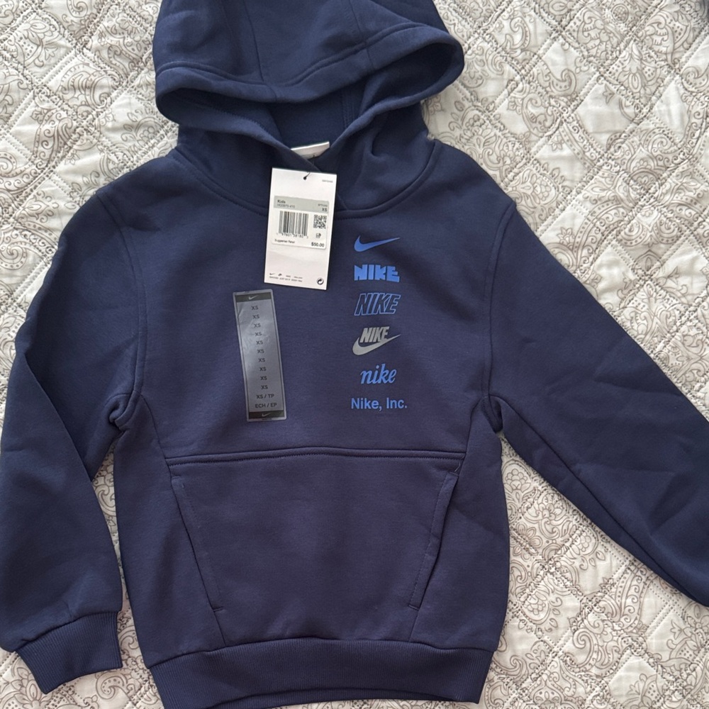 Nike Kids Navy Hoodie with Logo Design